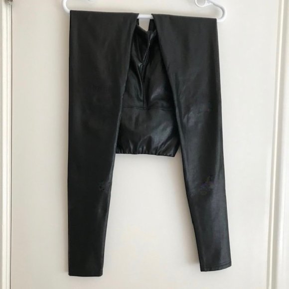 Aritzia High-waisted vegan leather legging - Picture 5 of 8